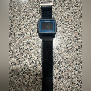 Nixon Base Tide digital watch, blue
velcro strap KISS